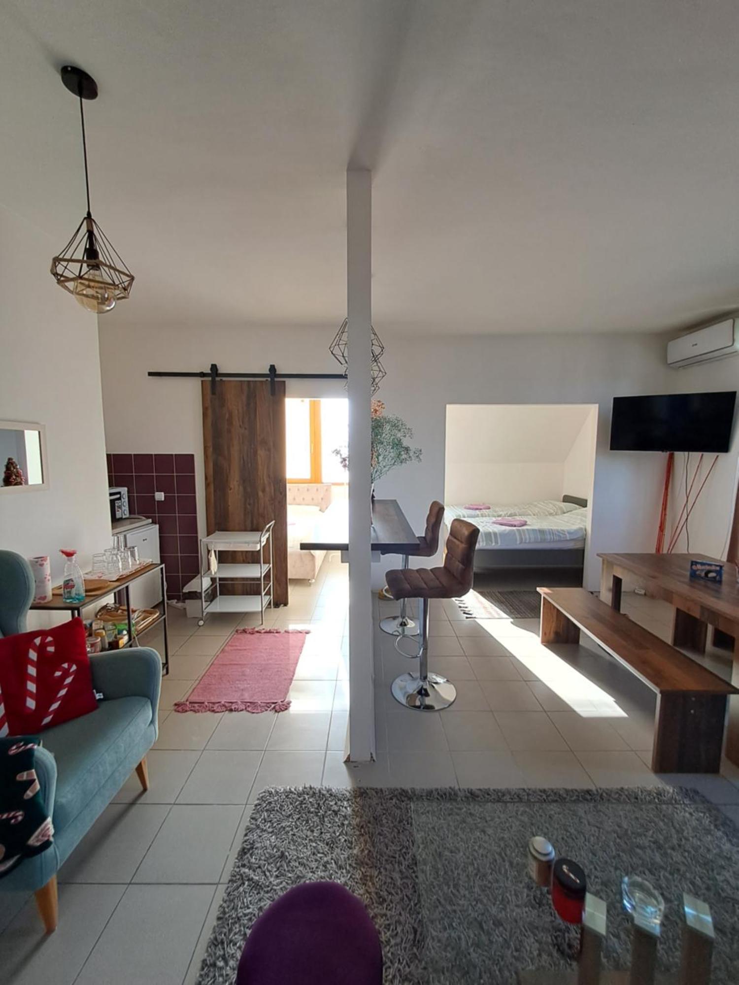 Apartament Sofi Nisz Zewnętrze zdjęcie